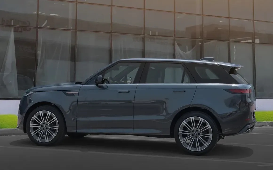 Land Rover Range Rover Sport 2024 - Image 2