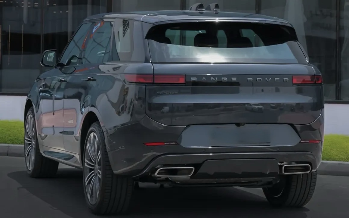 Land Rover Range Rover Sport 2024 - Image 3