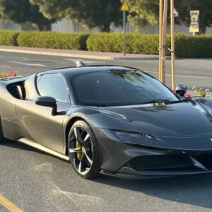 Ferrari SF-90 Stradale 2021